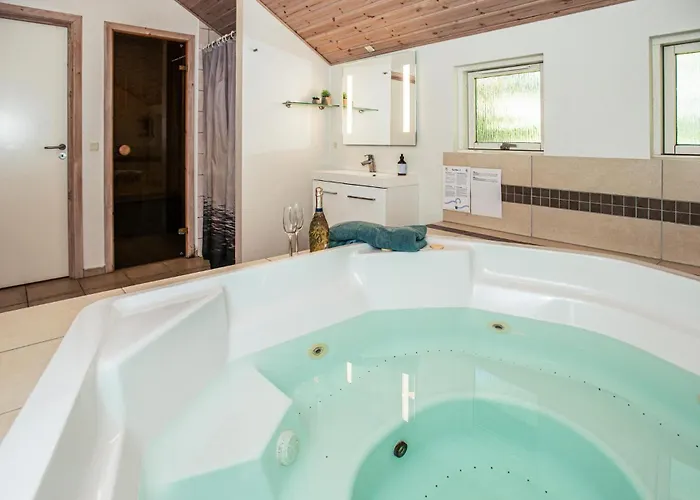 Stunning In Vaeggerlose With Sauna